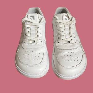 Barebaric Zing sneakers